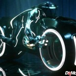 tron_lightcycle_motorbike_blue_neon Tron Legacy Lichtcycle =video= art